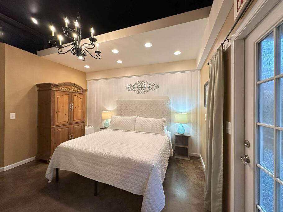 Haven At Hazel~Downtown Loft Apartment Demorest Exterior photo