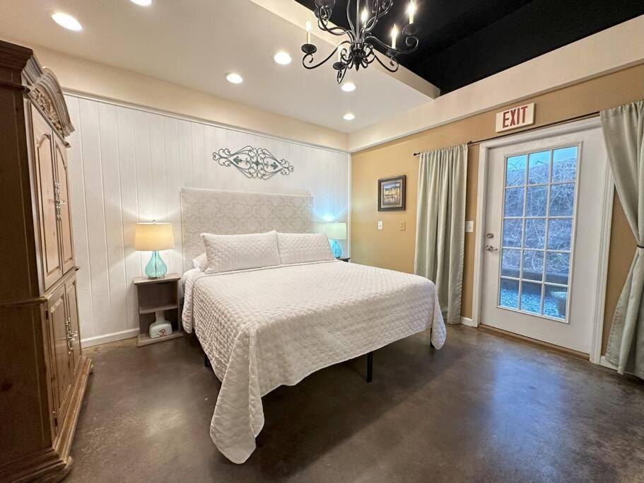 Haven At Hazel~Downtown Loft Apartment Demorest Exterior photo